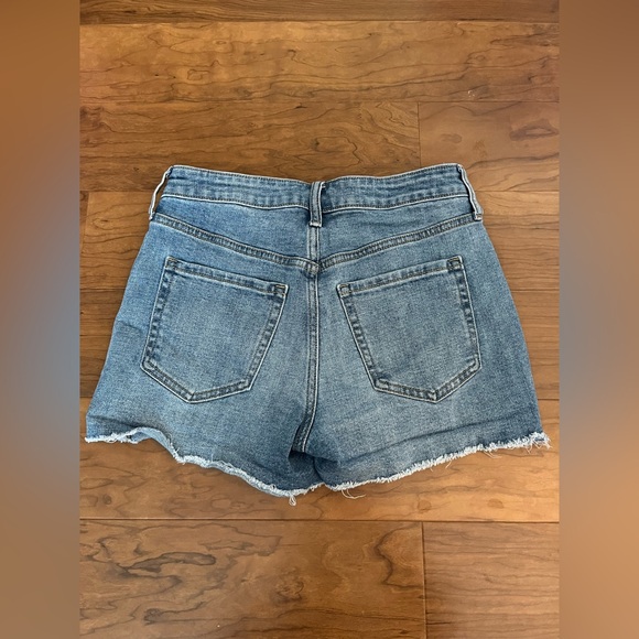 Old Navy OG Straight Jean Shorts - Picture 3 of 5